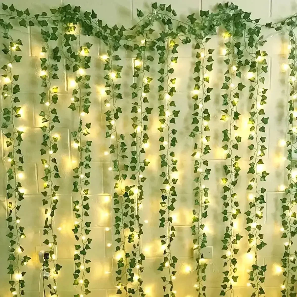 USB Maple Leaf Curtain Lights Artificial Garland Ivy Green Leaves Hanging Plants for Room Garden Party Wedding Wall Decoration