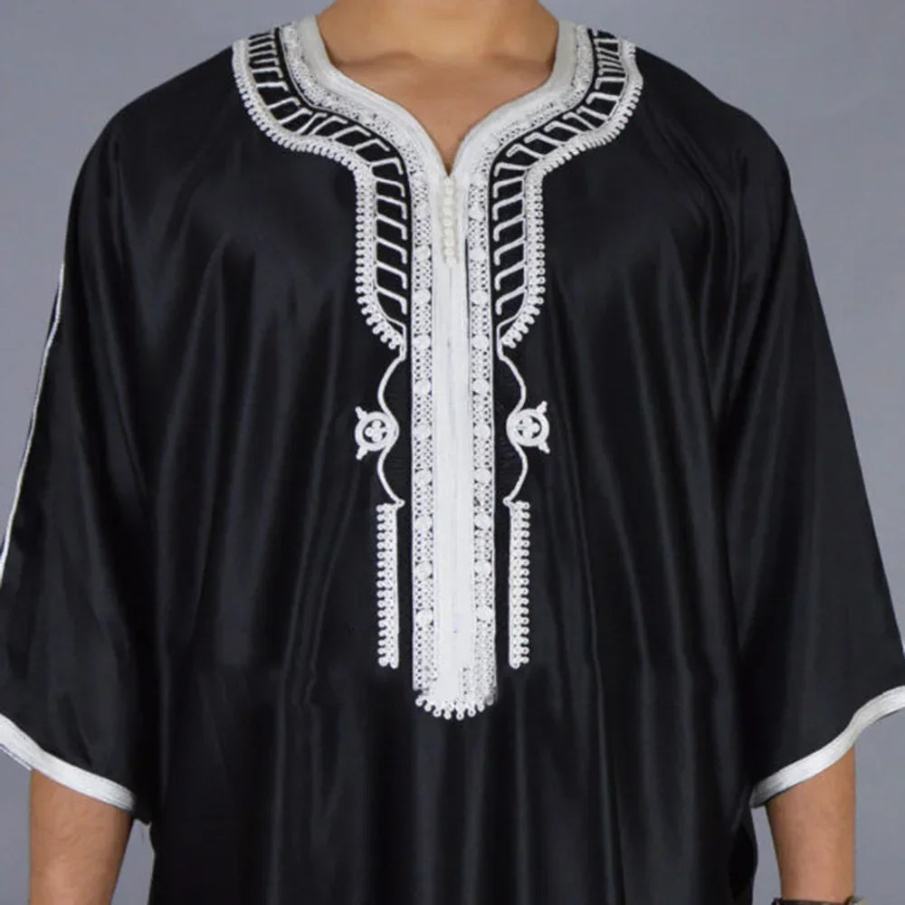 New 2024 Traditional Muslim Clothing Eid Middle East Jubba Thobe Men Thobe Arab Muslim Robes with Long Sleeves Gifts for Husband